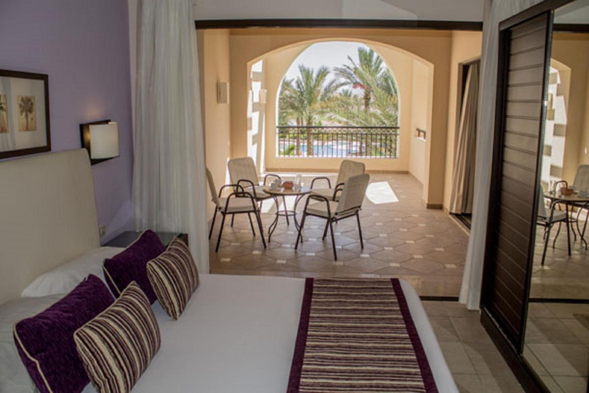 Suite mit 1 Schlafzimmer, Queensize-Bett - Gartenblick